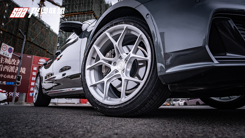 When 24 Audi A7 put on N-zero UF-29 wheels an advanced journey about speed and aesthetics. (9)